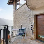 Apartment Stone House And Dependance 7 Pers