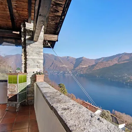 Stone House And Dependance 7 Pers Moltrasio