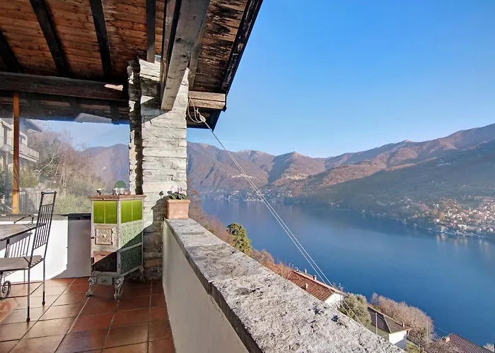 Stone House And Dependance 7 Pers Moltrasio