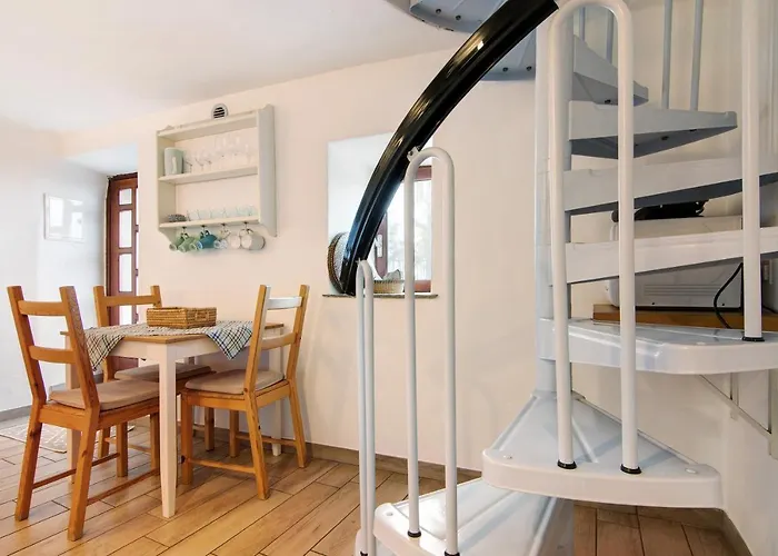 Stone House And Dependance 7 Pers * Moltrasio