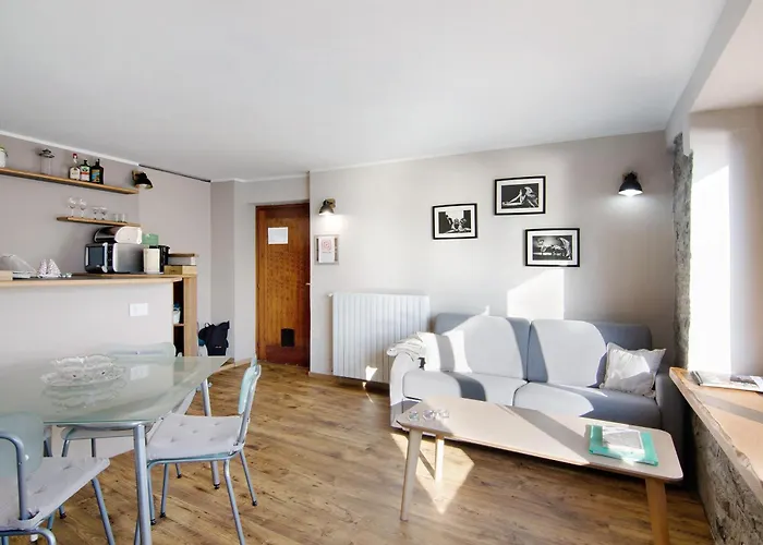 Stone House And Dependance 7 Pers