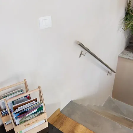 Stone House And Dependance 7 Pers 公寓 *