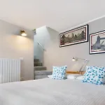 Apartment Stone House And Dependance 7 Pers Moltrasio