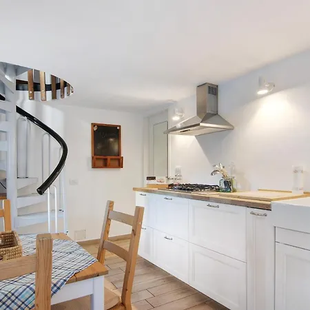 Stone House And Dependance 7 Pers