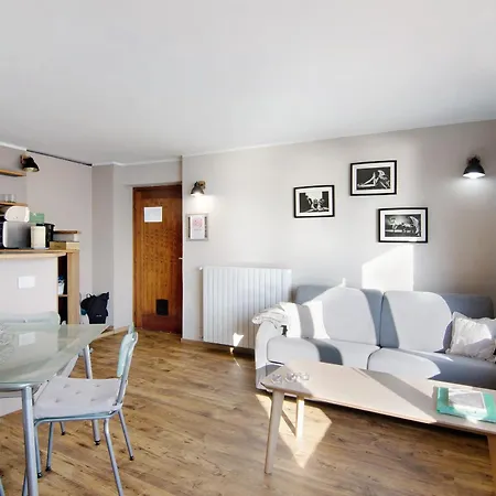 Apartment Stone House And Dependance 7 Pers Moltrasio